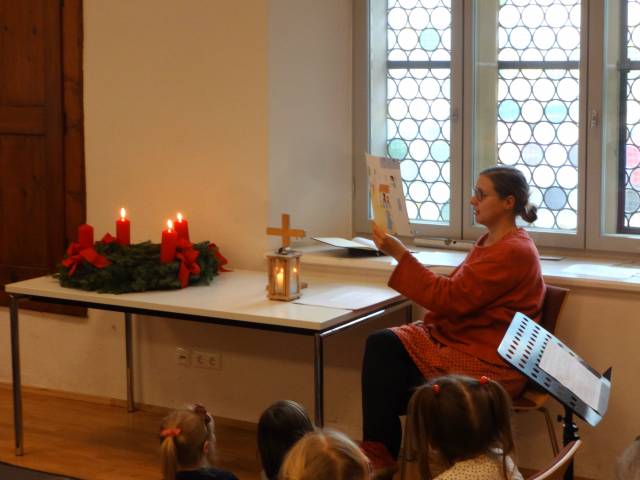 l_dsc07013-1 Kita Unter dem Regenbogen – Neuigkeiten - Weihnachtsandacht in der Klosterkirche